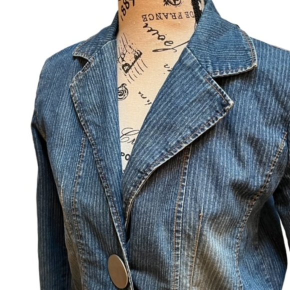 Paris Blues Jean Jacket - Picture 2 of 3